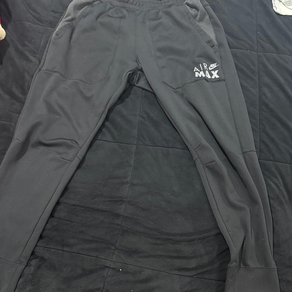 Nike Air Max mens Black Joggers